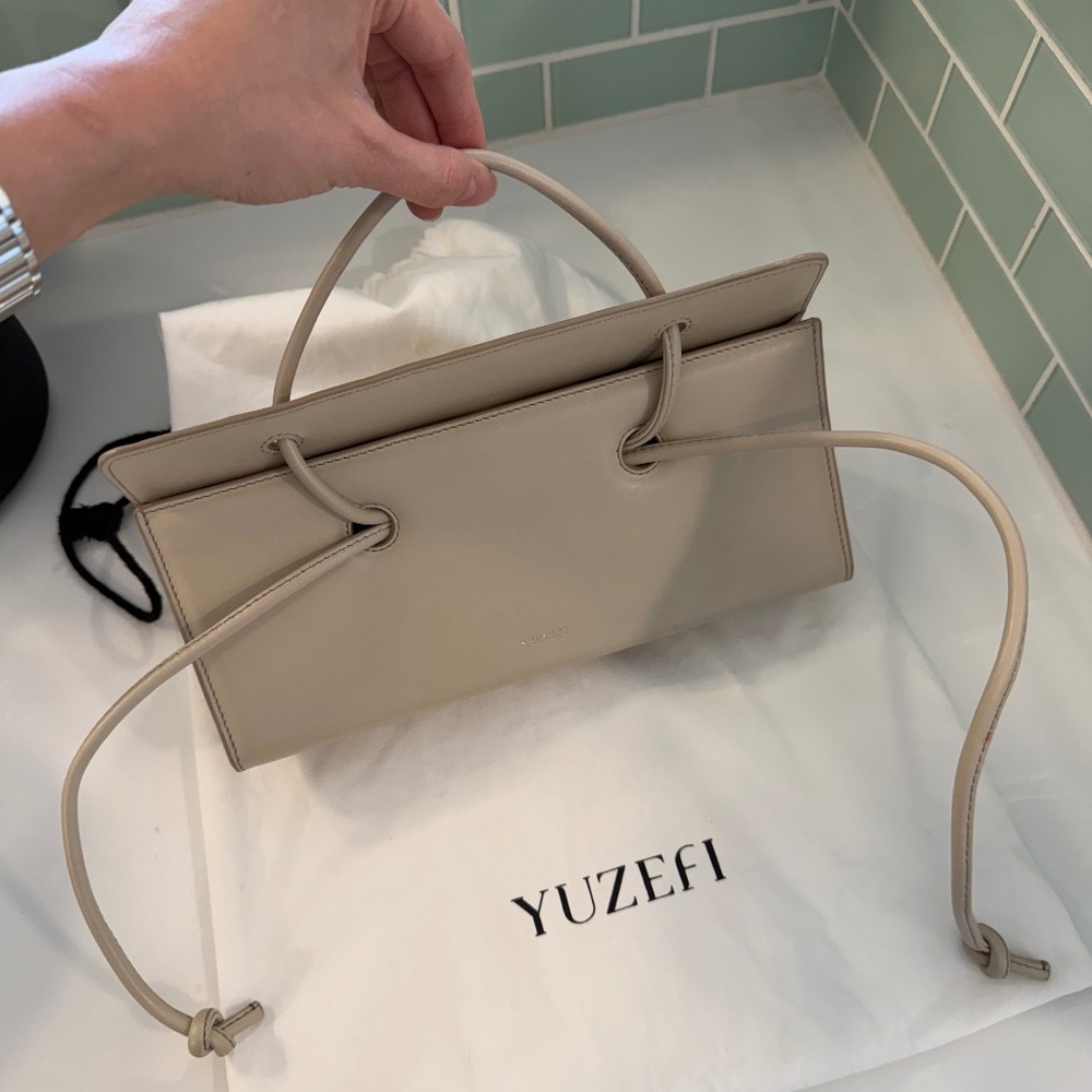 Yuzefi “Taco” Bag in Cream